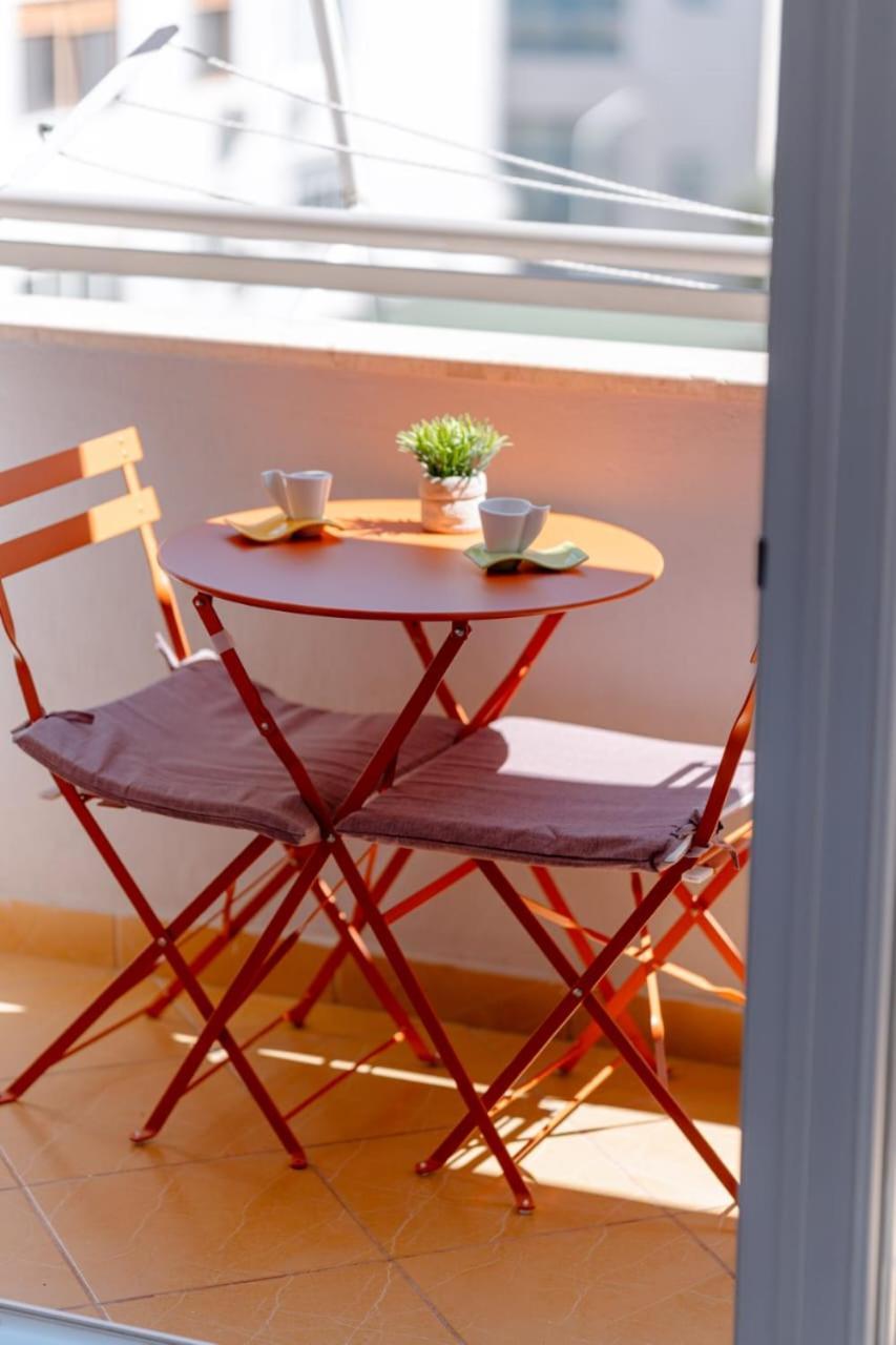 Nevila'S Apartment Тирана Экстерьер фото