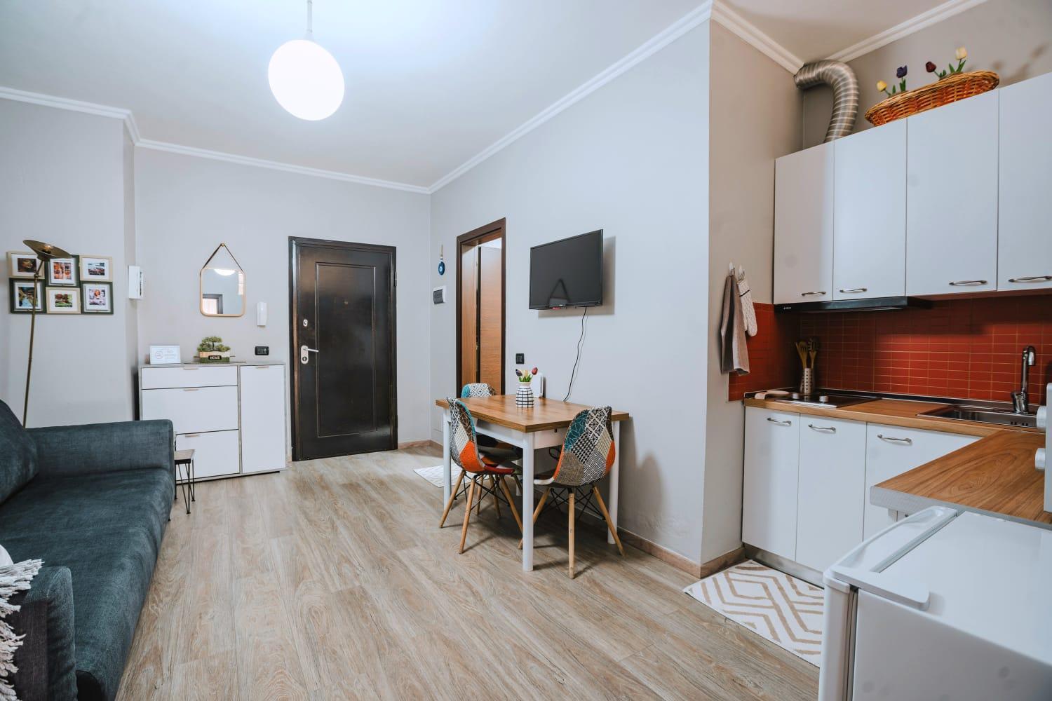 Nevila'S Apartment Тирана Экстерьер фото