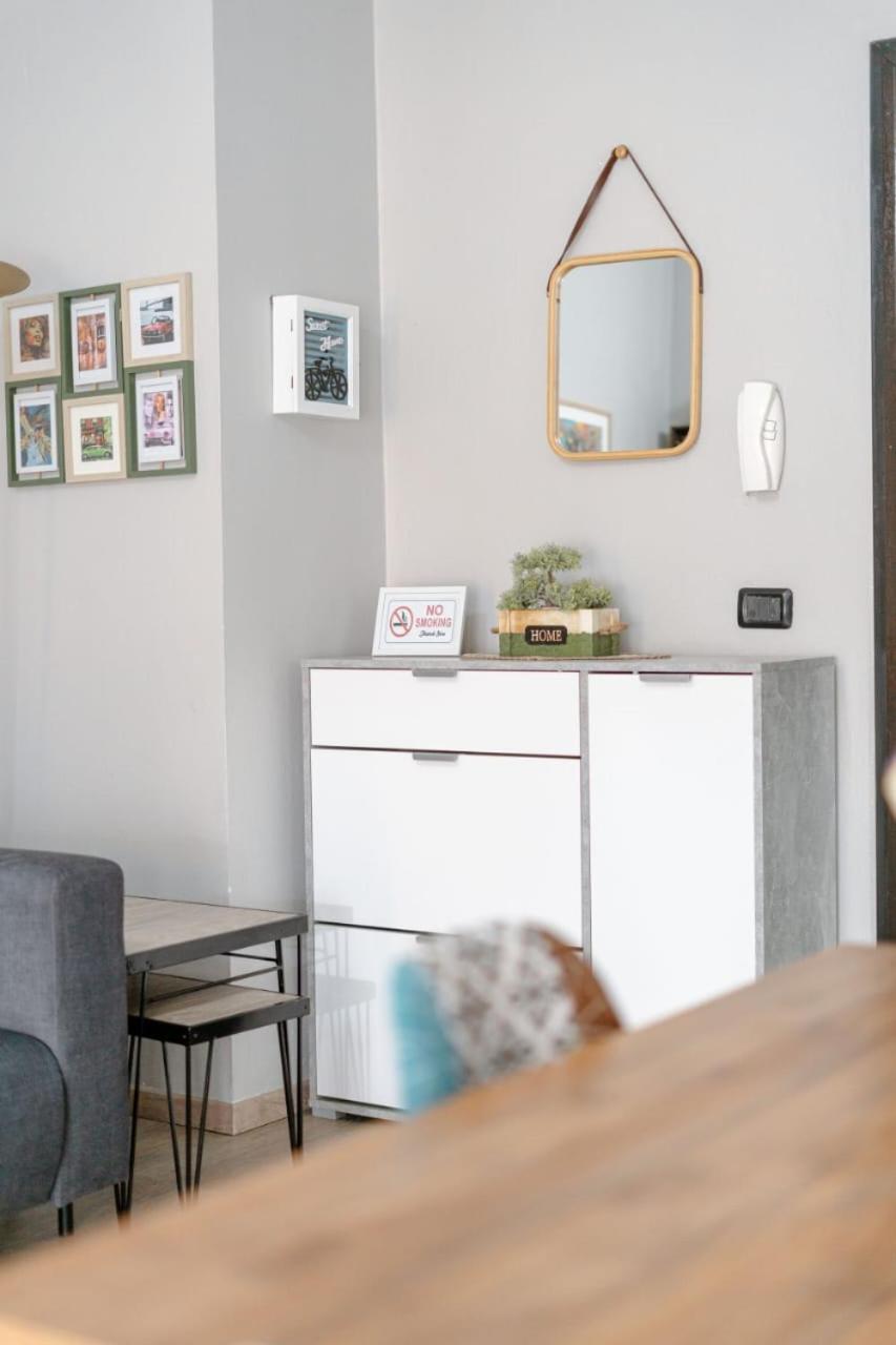 Nevila'S Apartment Тирана Экстерьер фото