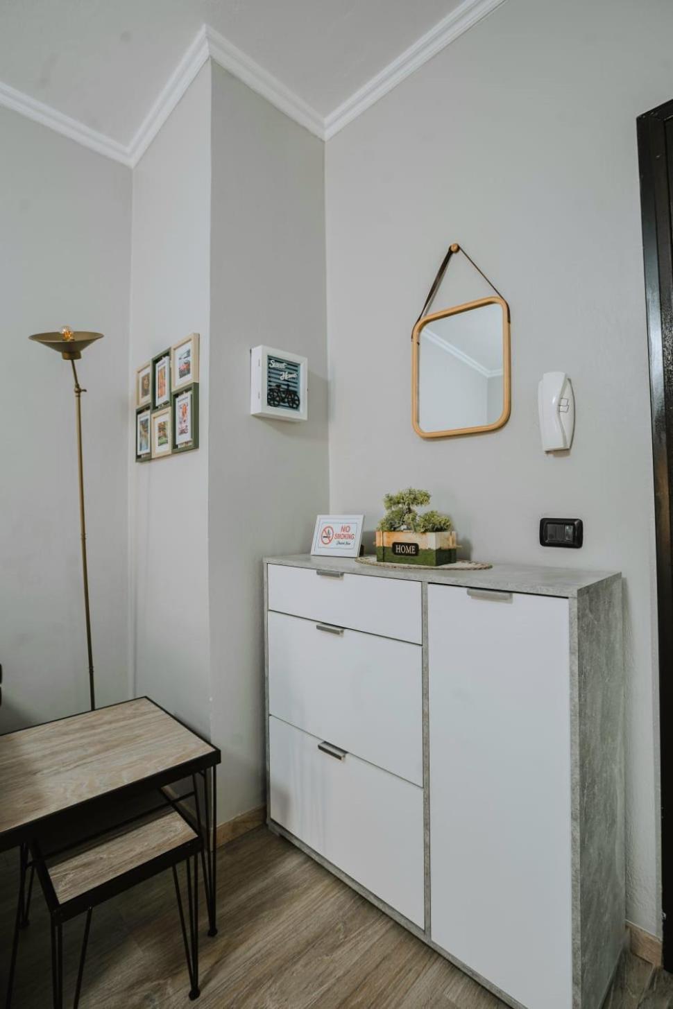Nevila'S Apartment Тирана Экстерьер фото